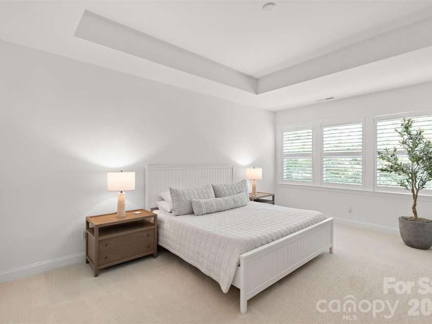 6023 Corbin Woods Court, Charlotte, NC 28226.  MLS# CAR4401327, YatesRealty ID 42191. 