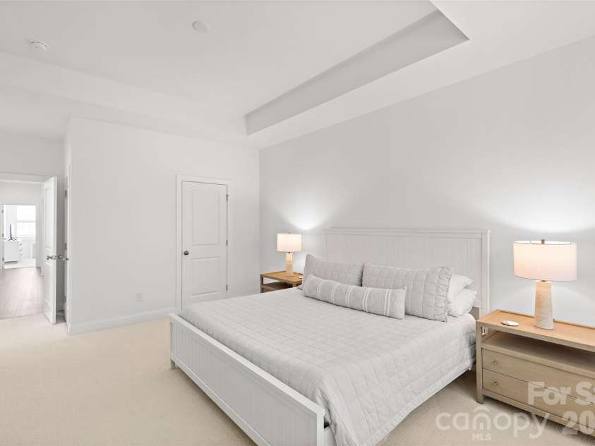 6023 Corbin Woods Court, Charlotte, NC 28226.  MLS# CAR4401327, YatesRealty ID 42191. 