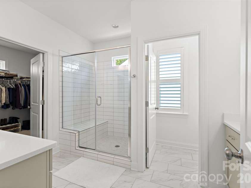 6023 Corbin Woods Court, Charlotte, NC 28226.  MLS# CAR4401327, YatesRealty ID 42191. 