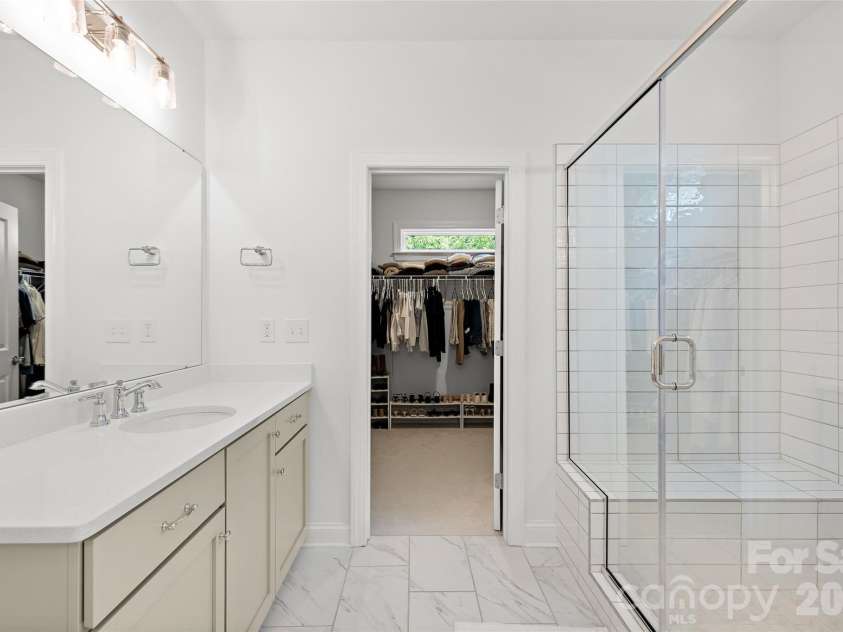 6023 Corbin Woods Court, Charlotte, NC 28226.  MLS# CAR4401327, YatesRealty ID 42191. 