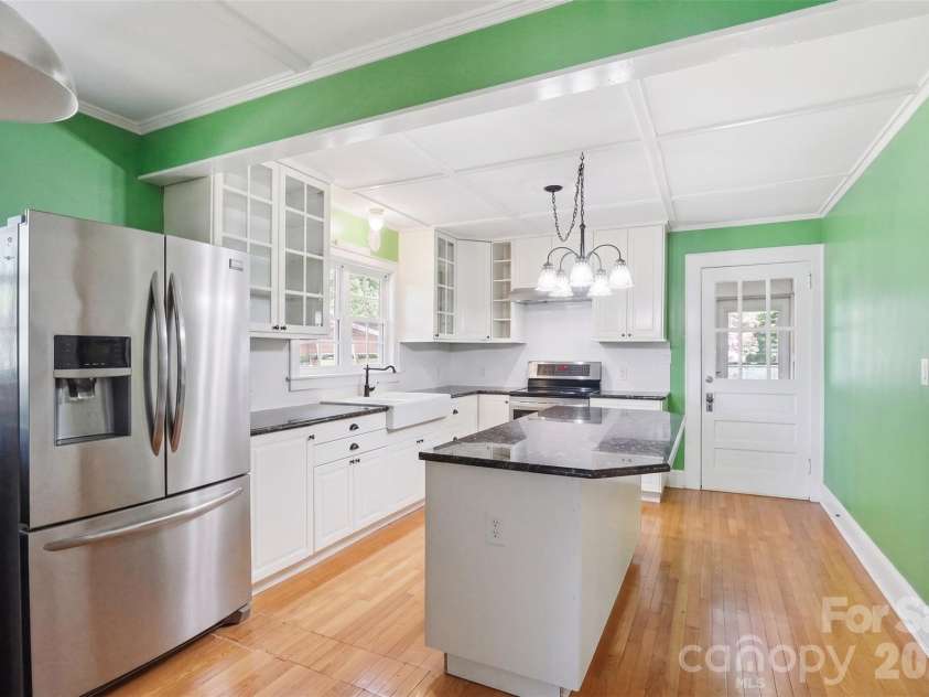 117 Marion Street, Clover, SC 29710.  MLS# CAR4405212, YatesRealty ID 42192. 