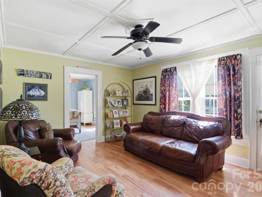 117 Marion Street, Clover, SC 29710.  MLS# CAR4405212, YatesRealty ID 42192. 