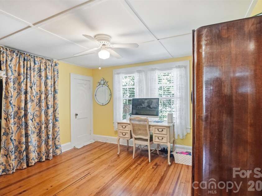 117 Marion Street, Clover, SC 29710.  MLS# CAR4405212, YatesRealty ID 42192. 