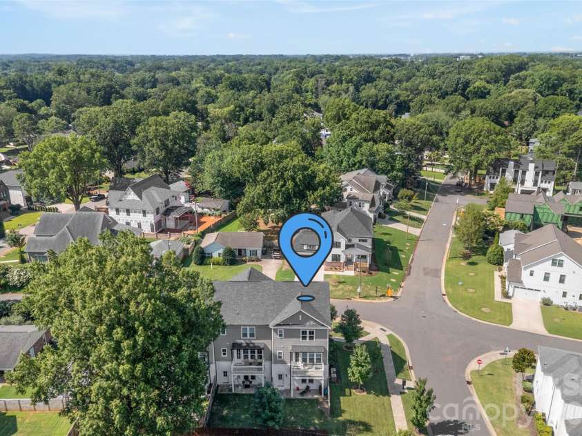 543 Greystone Road, Charlotte, NC 28209.  MLS# CAR4405427, YatesRealty ID 42193. 543 Greystone Road