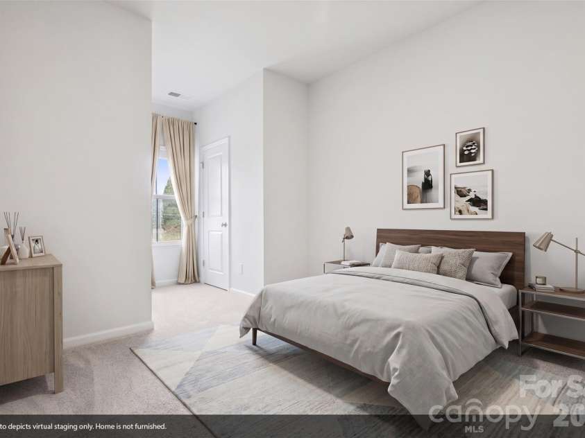 4750 Lakeview Road, Charlotte, NC 28216.  MLS# CAR4406140, YatesRealty ID 42194. 
