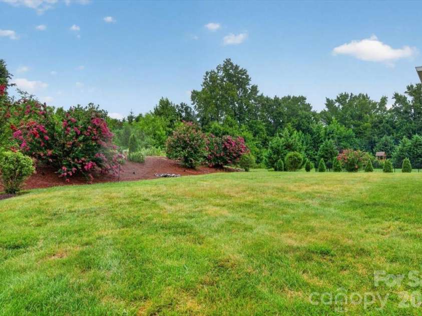 10515 Sweethaven Lane, Harrisburg, NC 28075.  MLS# CAR4407769, YatesRealty ID 42195. 