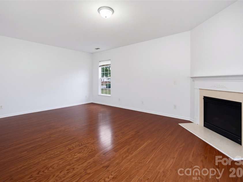 5226 Coffeeberry Lane, Charlotte, NC 28227.  MLS# CAR4401255, YatesRealty ID 42196. 