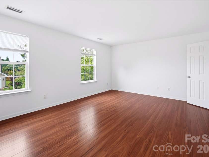 5226 Coffeeberry Lane, Charlotte, NC 28227.  MLS# CAR4401255, YatesRealty ID 42196. 
