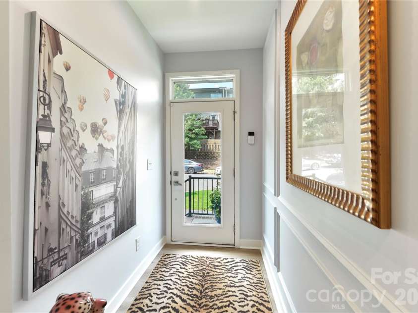 739 Anderson Street, Charlotte, NC 28205.  MLS# CAR4408710, YatesRealty ID 42197. 