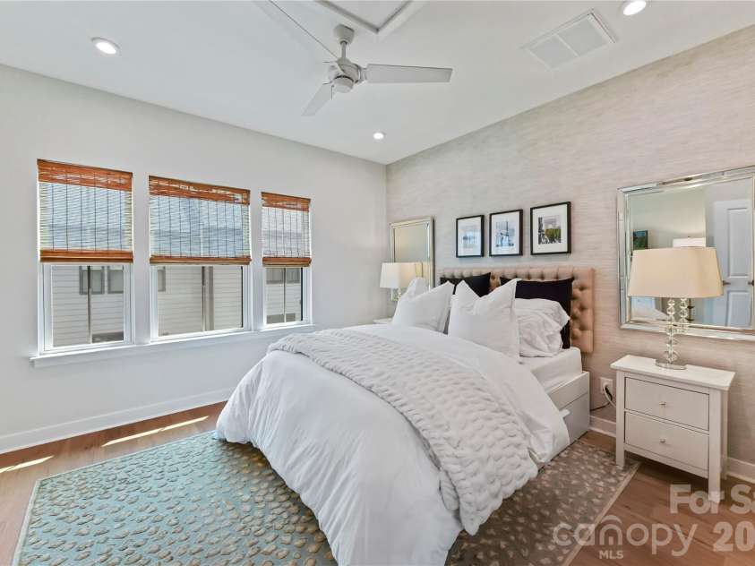 739 Anderson Street, Charlotte, NC 28205.  MLS# CAR4408710, YatesRealty ID 42197. 
