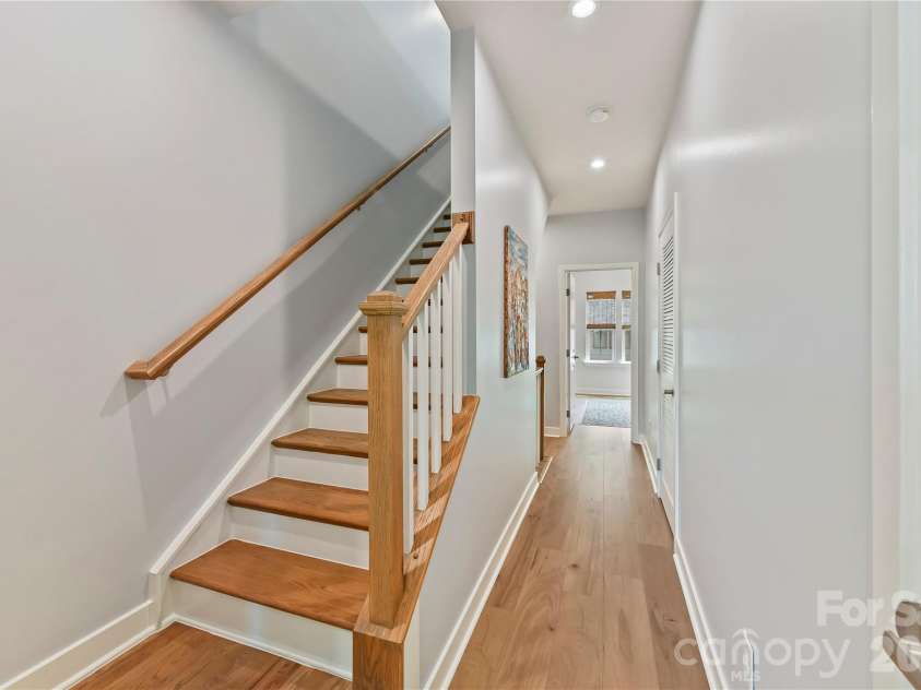 739 Anderson Street, Charlotte, NC 28205.  MLS# CAR4408710, YatesRealty ID 42197. 