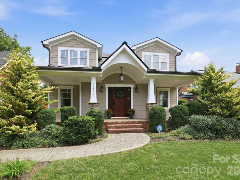 2617 Commonwealth Avenue, Charlotte, NC 28205.  MLS# CAR4408299, YatesRealty ID 42198. 