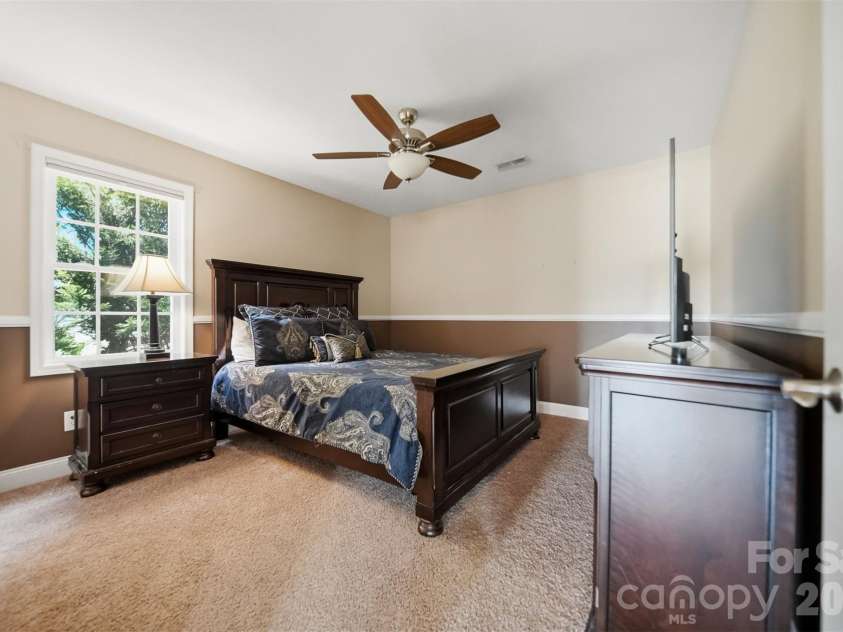 3315 47th Avenue Place, Hickory, NC 28601.  MLS# CAR4409506, YatesRealty ID 42200. 