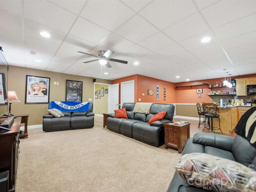 3315 47th Avenue Place, Hickory, NC 28601.  MLS# CAR4409506, YatesRealty ID 42200. 