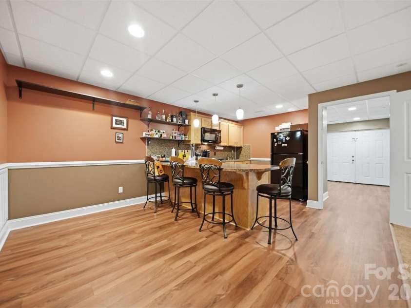 3315 47th Avenue Place, Hickory, NC 28601.  MLS# CAR4409506, YatesRealty ID 42200. 