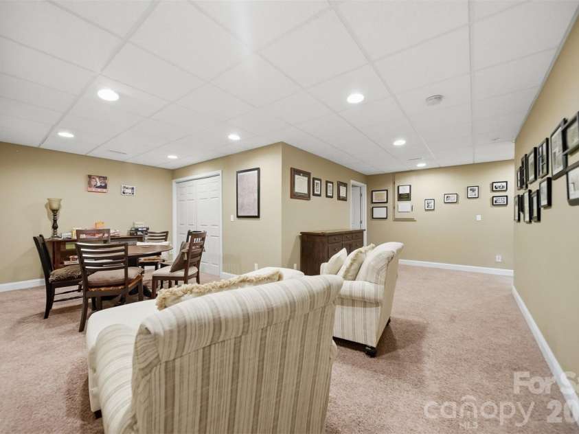 3315 47th Avenue Place, Hickory, NC 28601.  MLS# CAR4409506, YatesRealty ID 42200. 