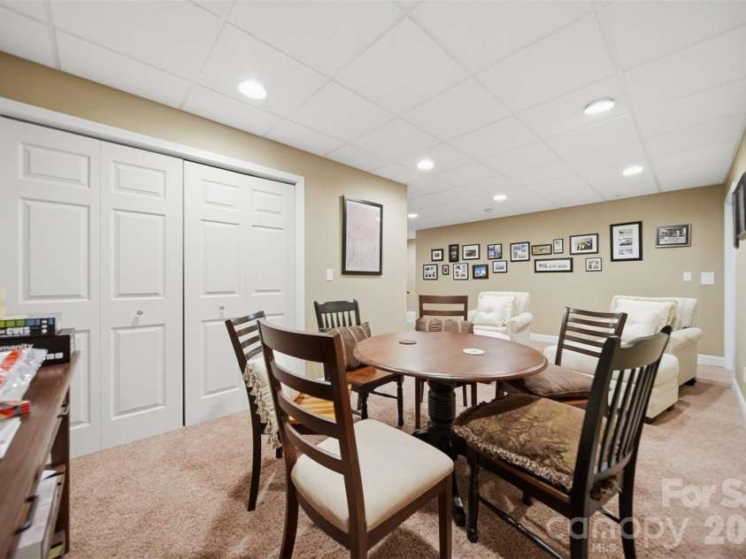 3315 47th Avenue Place, Hickory, NC 28601.  MLS# CAR4409506, YatesRealty ID 42200. 