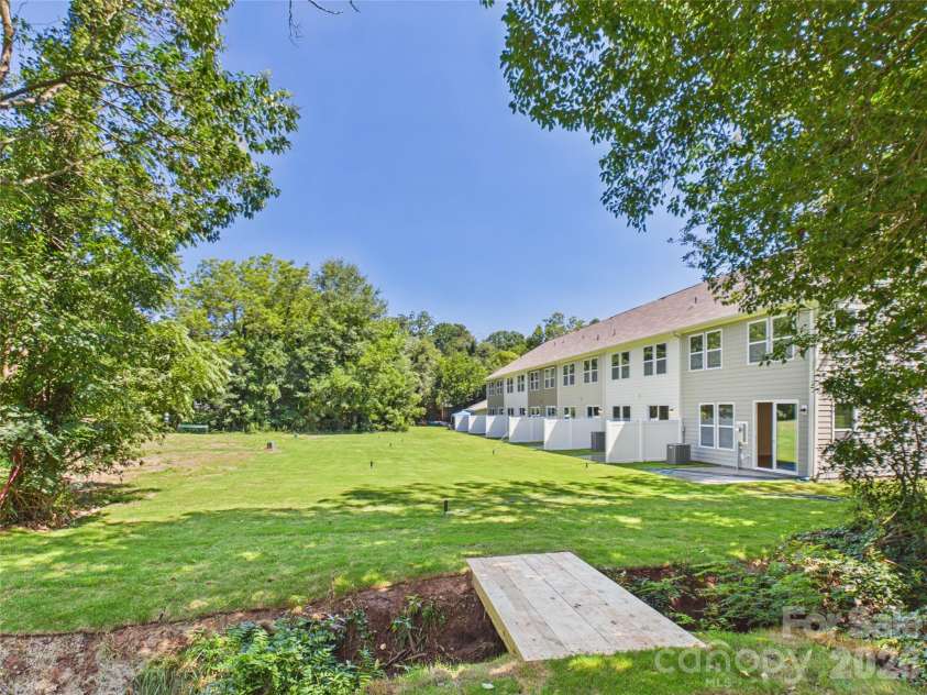 105 Dilling Street, Kings Mountain, NC 28086.  MLS# CAR4411295, YatesRealty ID 42201. 