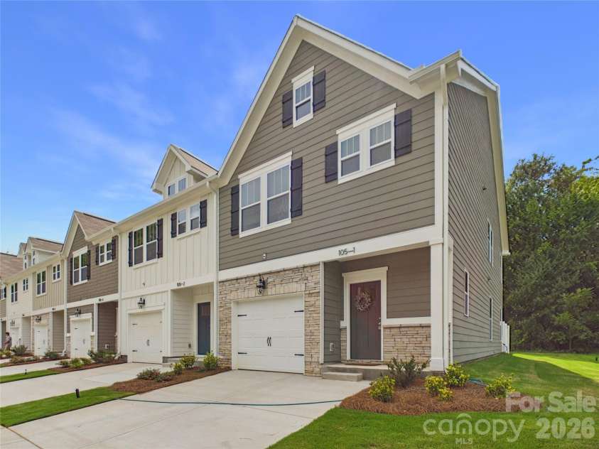 105 Dilling Street, Kings Mountain, NC 28086.  MLS# CAR4411295, YatesRealty ID 42201. 