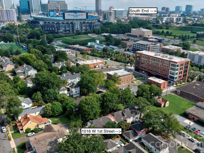 1016 W 1st Street, Charlotte, NC 28202.  MLS# CAR4410978, YatesRealty ID 42203. 