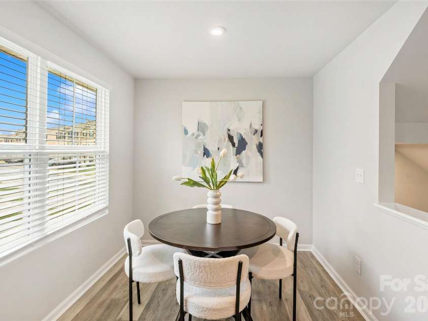 907 Taybyn Road, Fort Mill, SC 29715.  MLS# CAR4403213, YatesRealty ID 42205. Dining