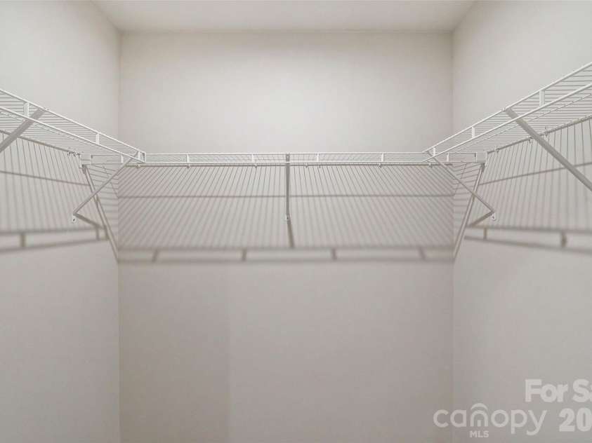 907 Taybyn Road, Fort Mill, SC 29715.  MLS# CAR4403213, YatesRealty ID 42205. Primary Closet