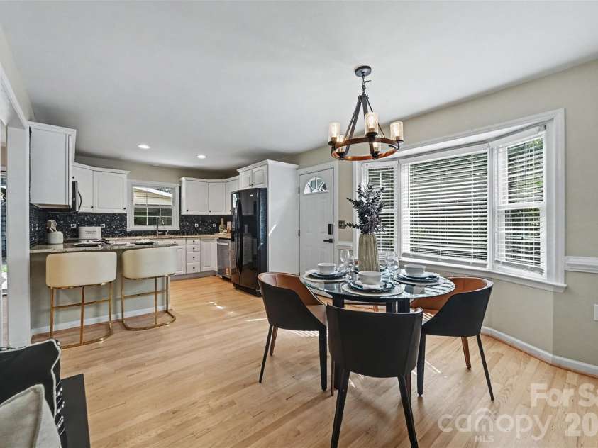 4242 Garvin Drive, Charlotte, NC 28269.  MLS# CAR4411479, YatesRealty ID 42208. 