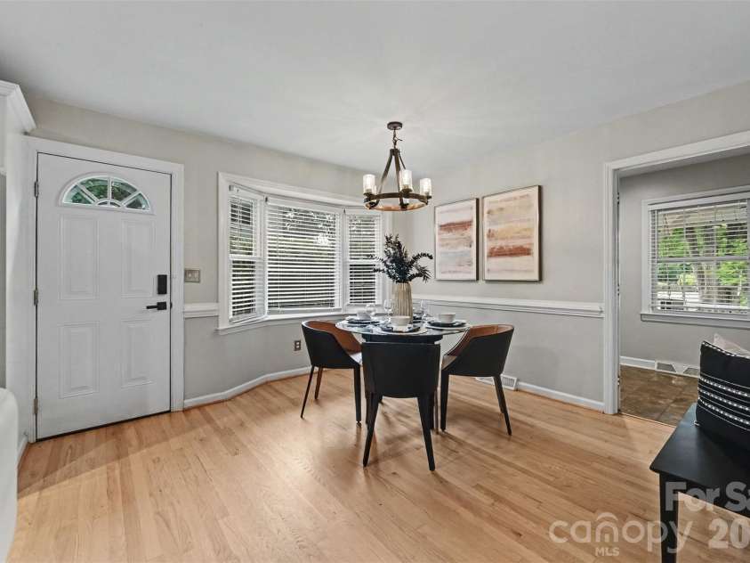 4242 Garvin Drive, Charlotte, NC 28269.  MLS# CAR4411479, YatesRealty ID 42208. 