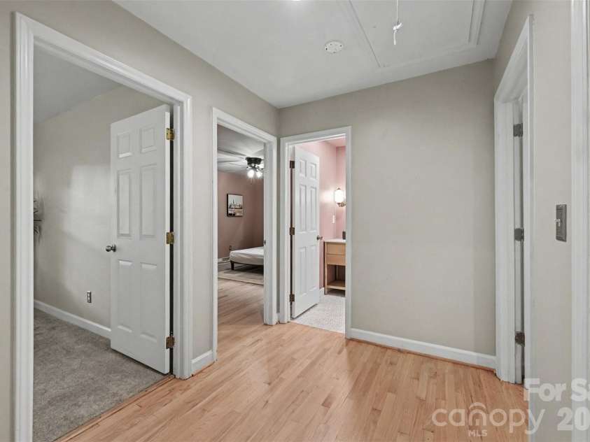 4242 Garvin Drive, Charlotte, NC 28269.  MLS# CAR4411479, YatesRealty ID 42208. 
