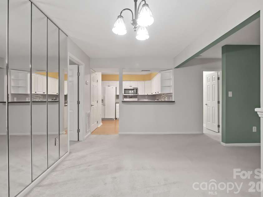 7331 Winery Lane, Charlotte, NC 28227.  MLS# CAR4345959, YatesRealty ID 4221. 