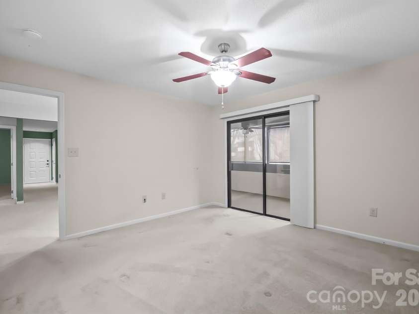 7331 Winery Lane, Charlotte, NC 28227.  MLS# CAR4345959, YatesRealty ID 4221. 