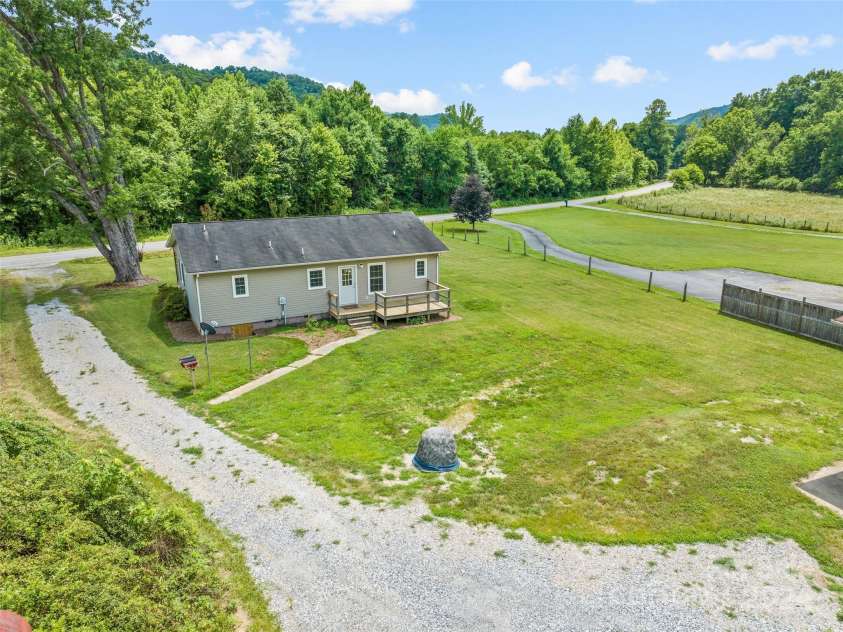 9306 Montford Cove Road, Marion, NC 28752.  MLS# CAR4153897, YatesRealty ID 4221. 