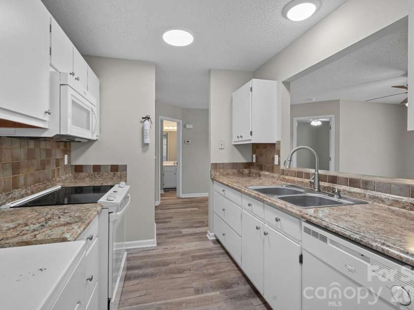 8700 Baraka Place, Waxhaw, NC 28173.  MLS# CAR4409735, YatesRealty ID 42210. 
