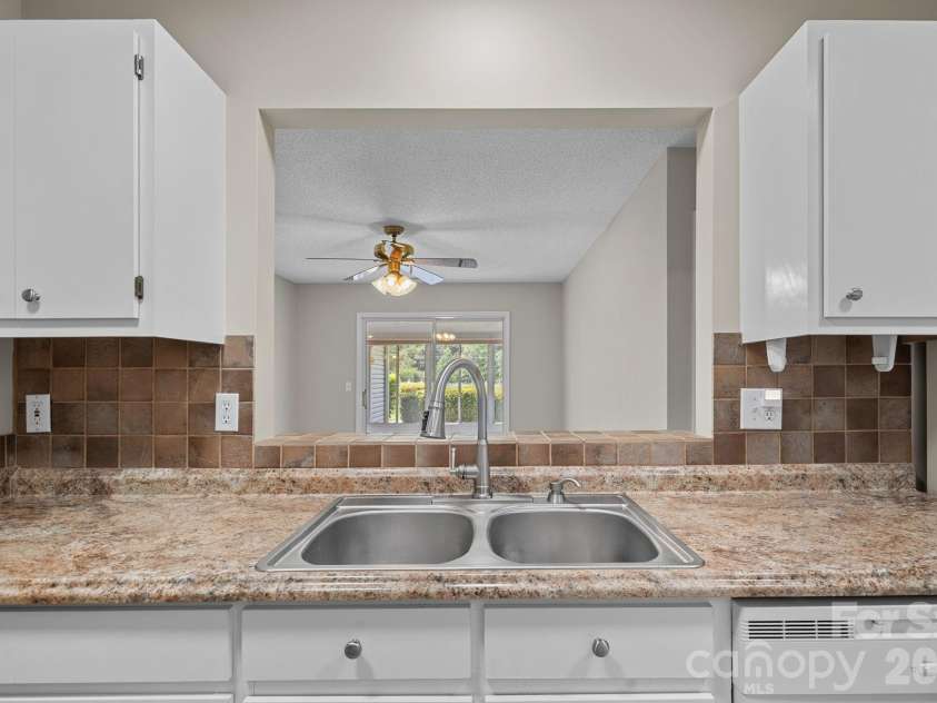 8700 Baraka Place, Waxhaw, NC 28173.  MLS# CAR4409735, YatesRealty ID 42210. 