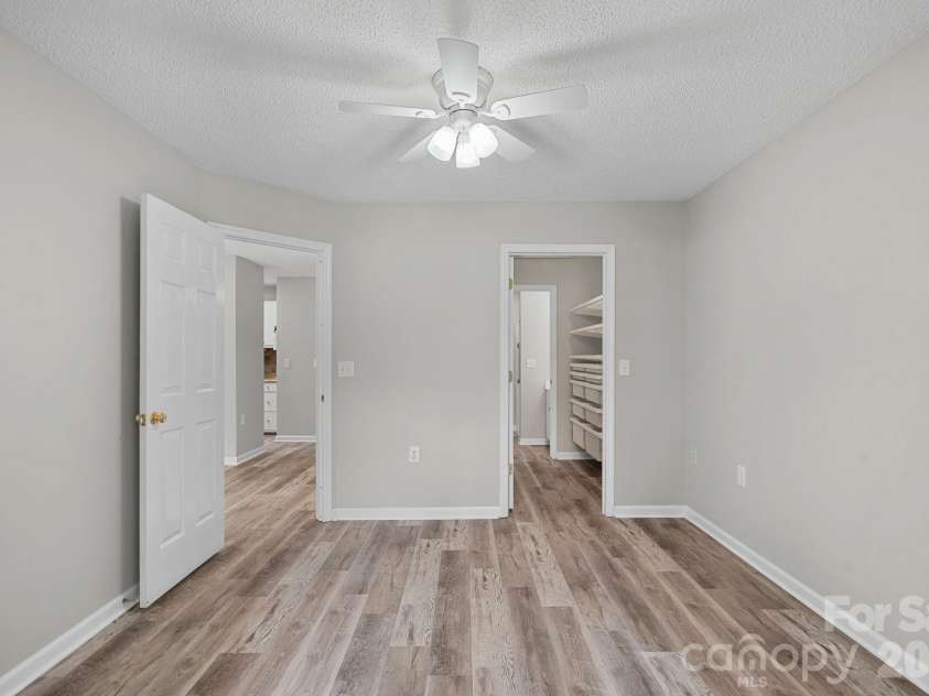 8700 Baraka Place, Waxhaw, NC 28173.  MLS# CAR4409735, YatesRealty ID 42210. 