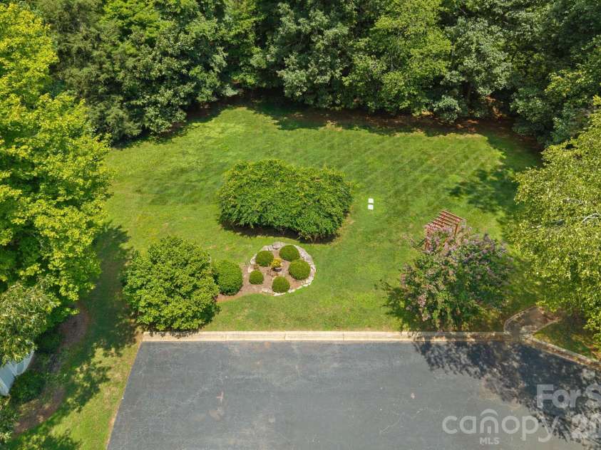 8700 Baraka Place, Waxhaw, NC 28173.  MLS# CAR4409735, YatesRealty ID 42210. 