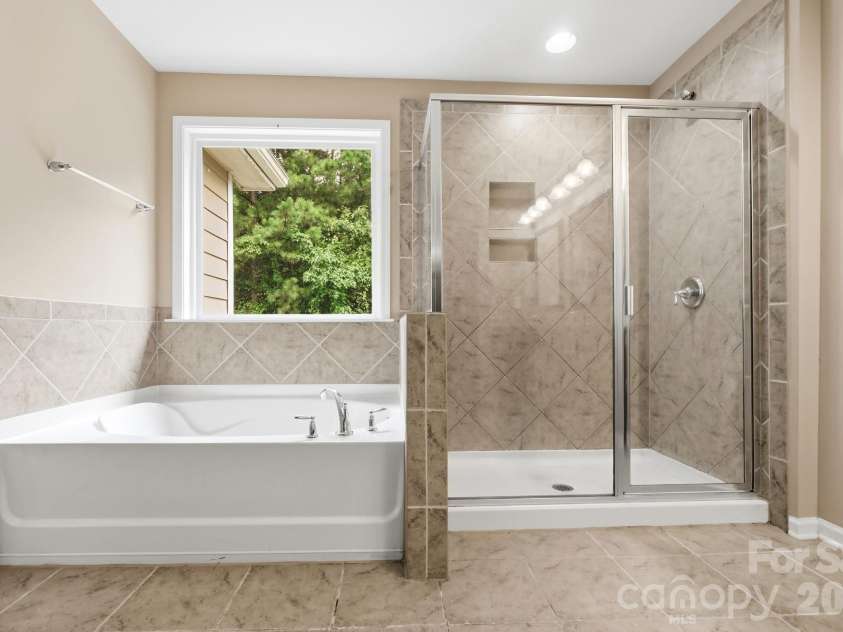 2157 Bluebell Way, Fort Mill, SC 29708.  MLS# CAR4405848, YatesRealty ID 42213. 