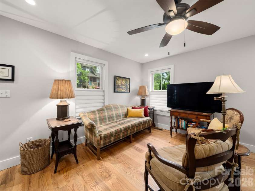 534 Fisher Road, Brevard, NC 28712.  MLS# CAR4402172, YatesRealty ID 42214. 