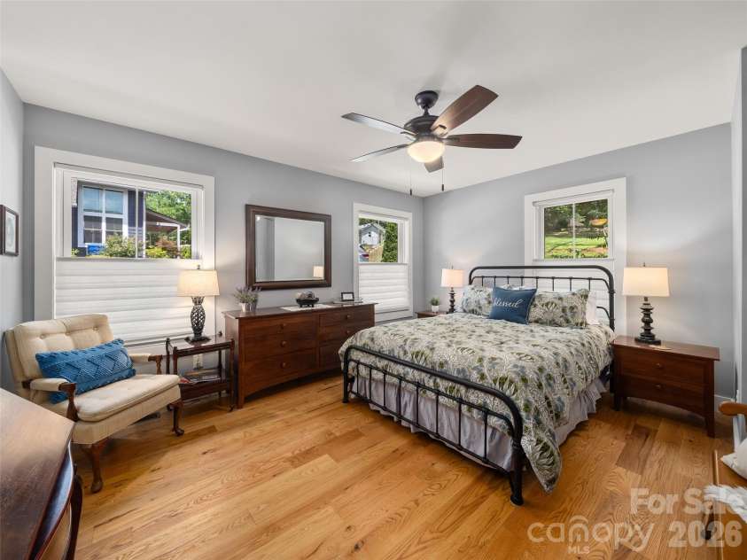 534 Fisher Road, Brevard, NC 28712.  MLS# CAR4402172, YatesRealty ID 42214. 