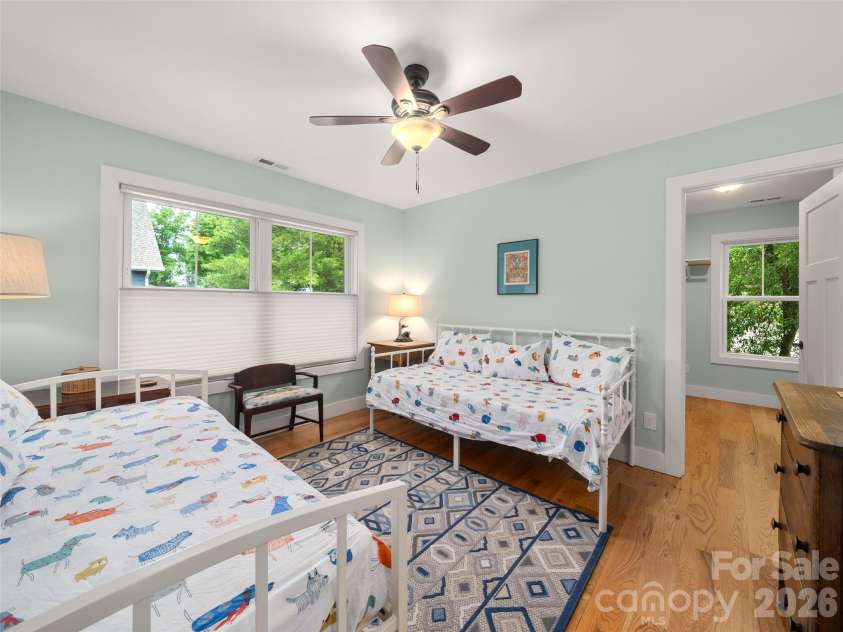 534 Fisher Road, Brevard, NC 28712.  MLS# CAR4402172, YatesRealty ID 42214. 