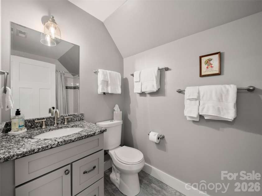 534 Fisher Road, Brevard, NC 28712.  MLS# CAR4402172, YatesRealty ID 42214. 