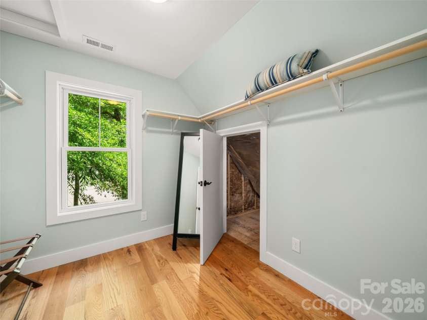 534 Fisher Road, Brevard, NC 28712.  MLS# CAR4402172, YatesRealty ID 42214. 