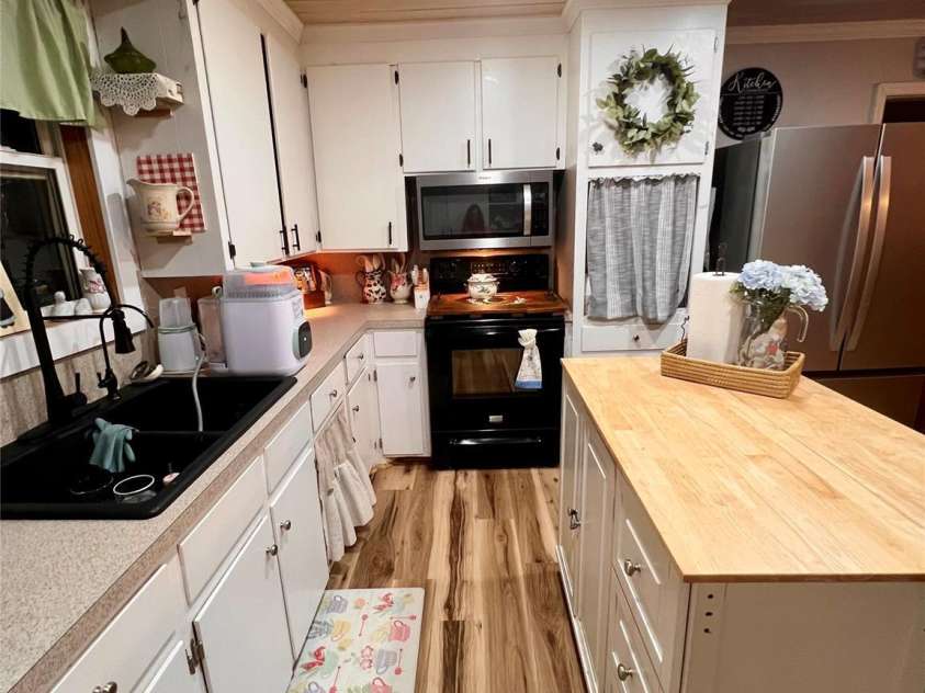 114 Chaney Street, Wingate, NC 28174.  MLS# CAR4406986, YatesRealty ID 42216. 