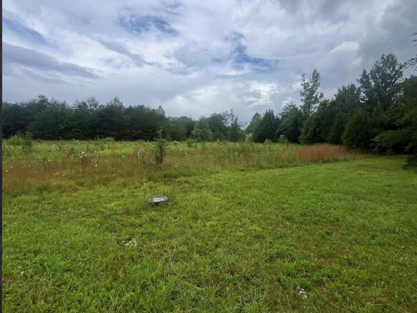 130 Vectra Drive, Statesville, NC 28625.  MLS# CAR4410009, YatesRealty ID 42217. 