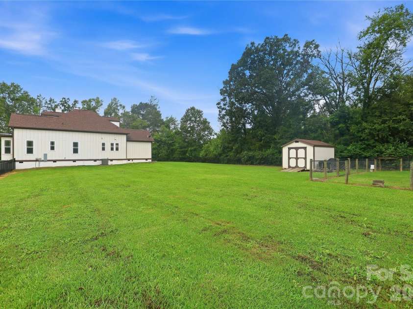 2348 Oak Grove Circle, Midland, NC 28107.  MLS# CAR4411494, YatesRealty ID 42219. 