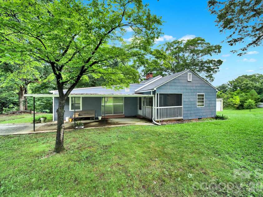 1448 Converse Street, Lancaster, SC 29720.  MLS# CAR4411058, YatesRealty ID 42220. 