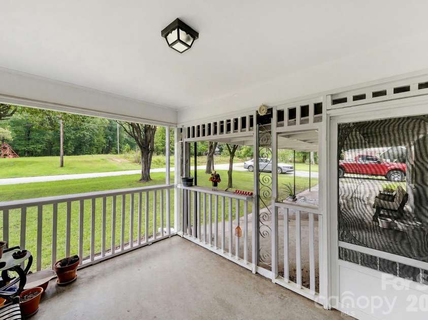1448 Converse Street, Lancaster, SC 29720.  MLS# CAR4411058, YatesRealty ID 42220. 