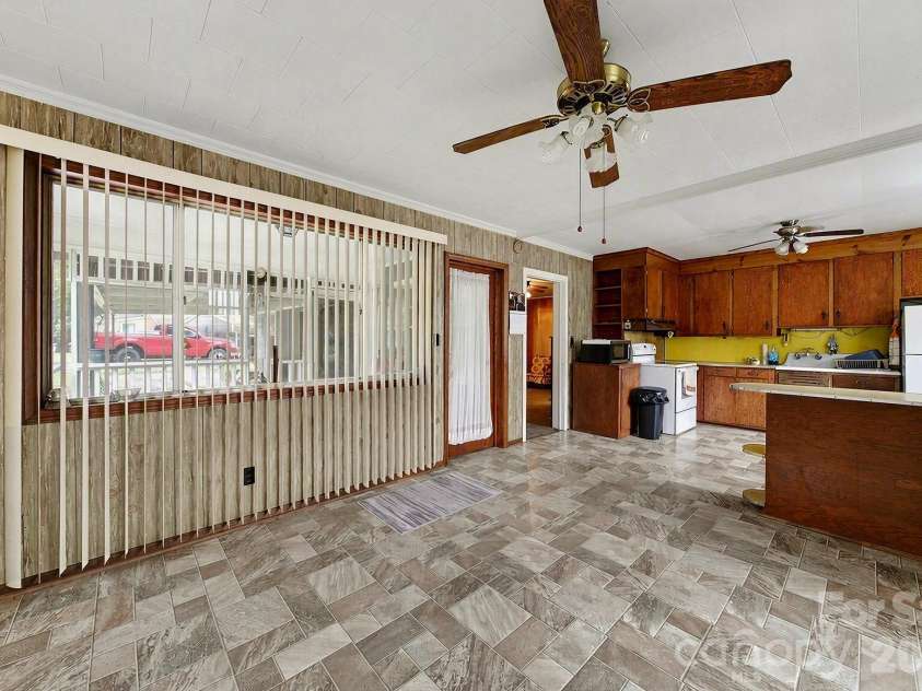 1448 Converse Street, Lancaster, SC 29720.  MLS# CAR4411058, YatesRealty ID 42220. 