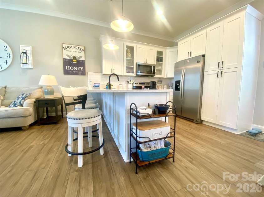 3110 Bellwood Place, Kannapolis, NC 28081.  MLS# CAR4407243, YatesRealty ID 42222. Kitchen