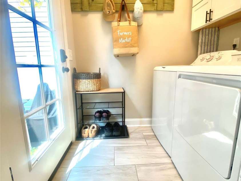 3110 Bellwood Place, Kannapolis, NC 28081.  MLS# CAR4407243, YatesRealty ID 42222. Mudroom 2